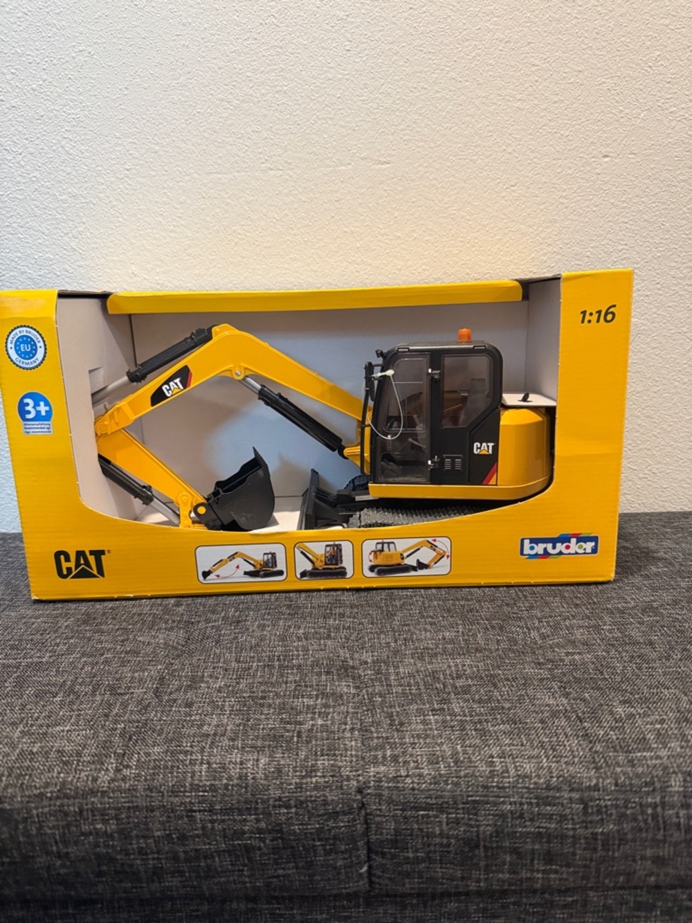 NEW Bruder 02457 Cat Mini Excavator Toy Construction Vehicle